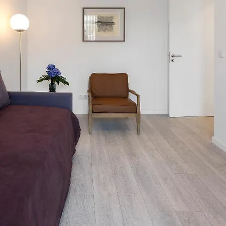 Serviced Benformos Apartment *